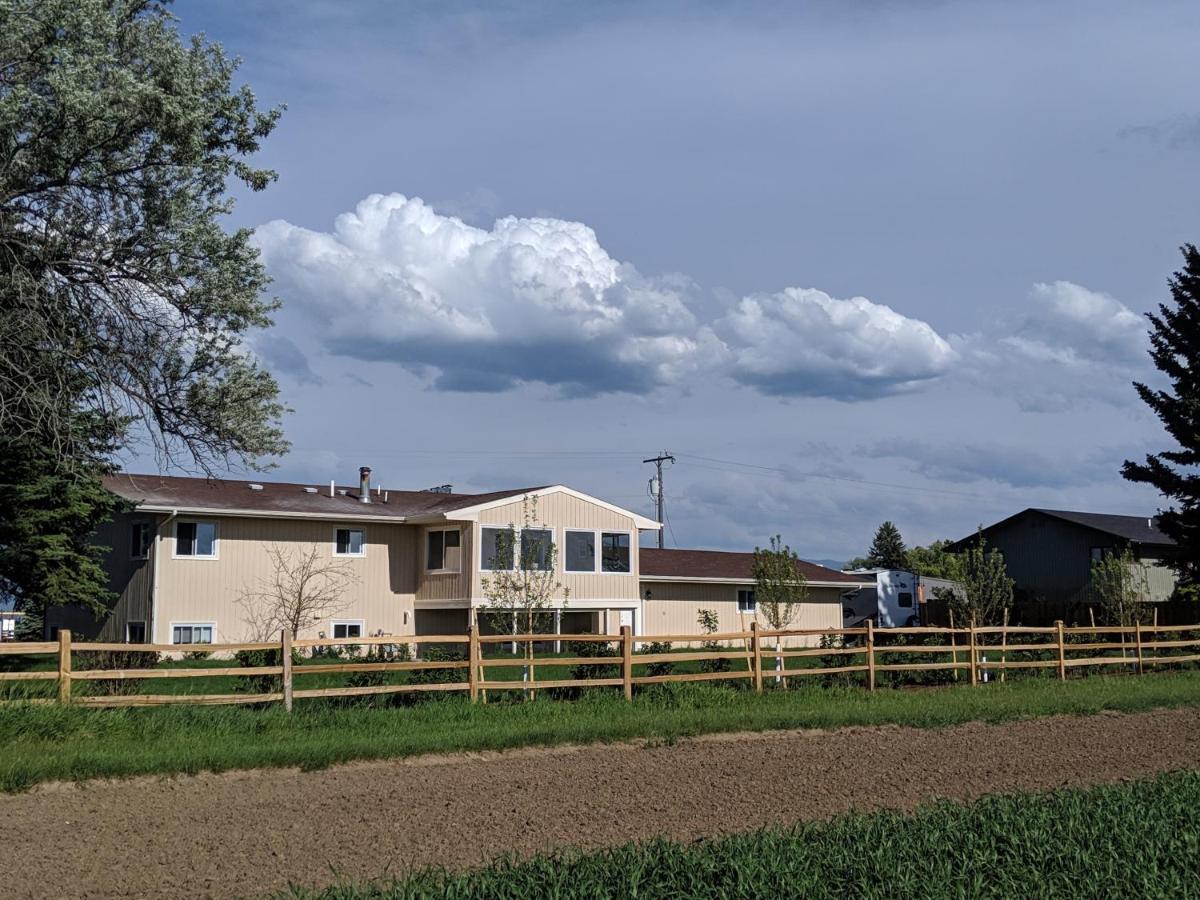 Epic Sunsets In Bozeman - Wonderful View Villa Exterior photo