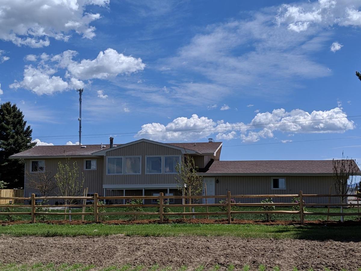 Epic Sunsets In Bozeman - Wonderful View Villa Exterior photo